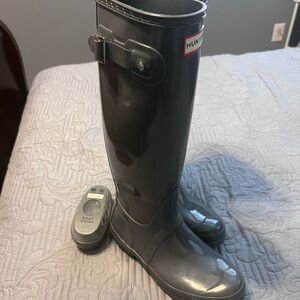 Hunter Charcoal Glossy Rain Boots